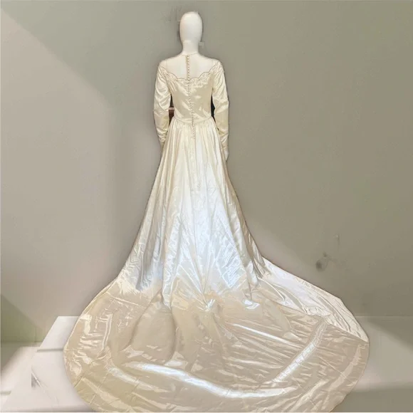 Vintage Satin Wedding Dress